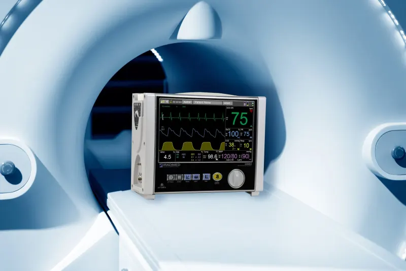 IRadimed 3880 At MRI Bore